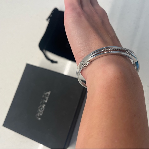 Peoples Diamond Silver bracelet - Picture 7 of 9